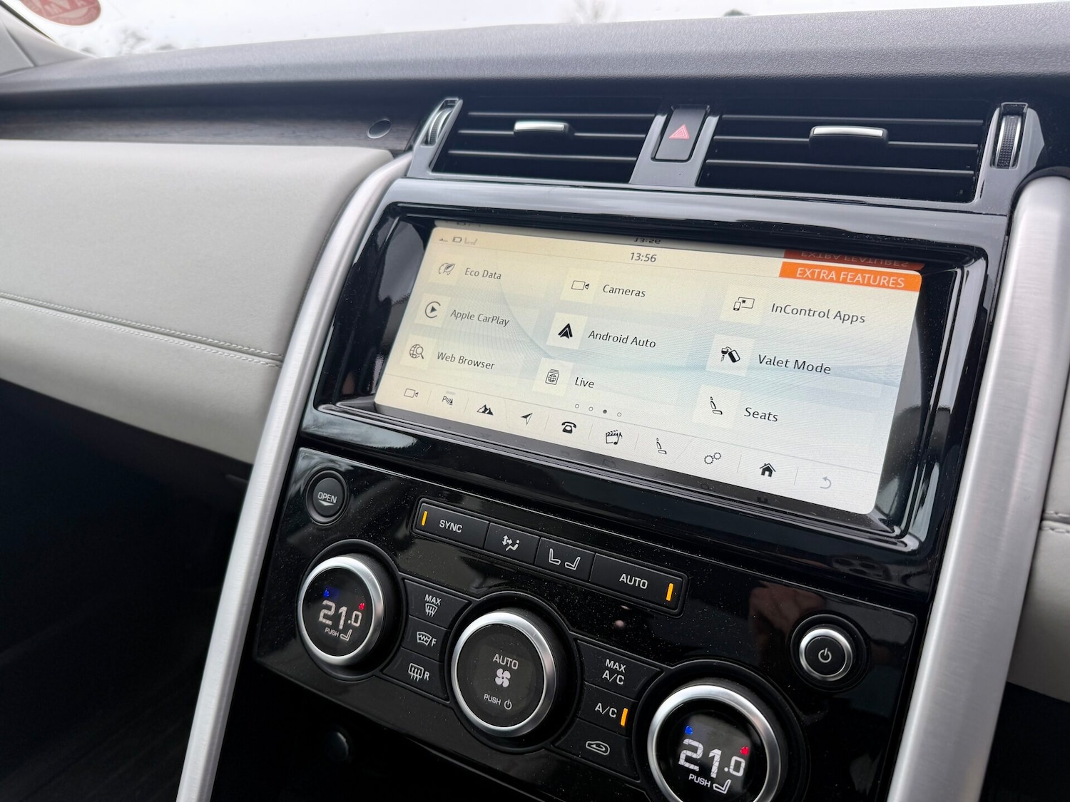 Used Land Rover Discovery 2017 for sale - 77382220: Photo 15