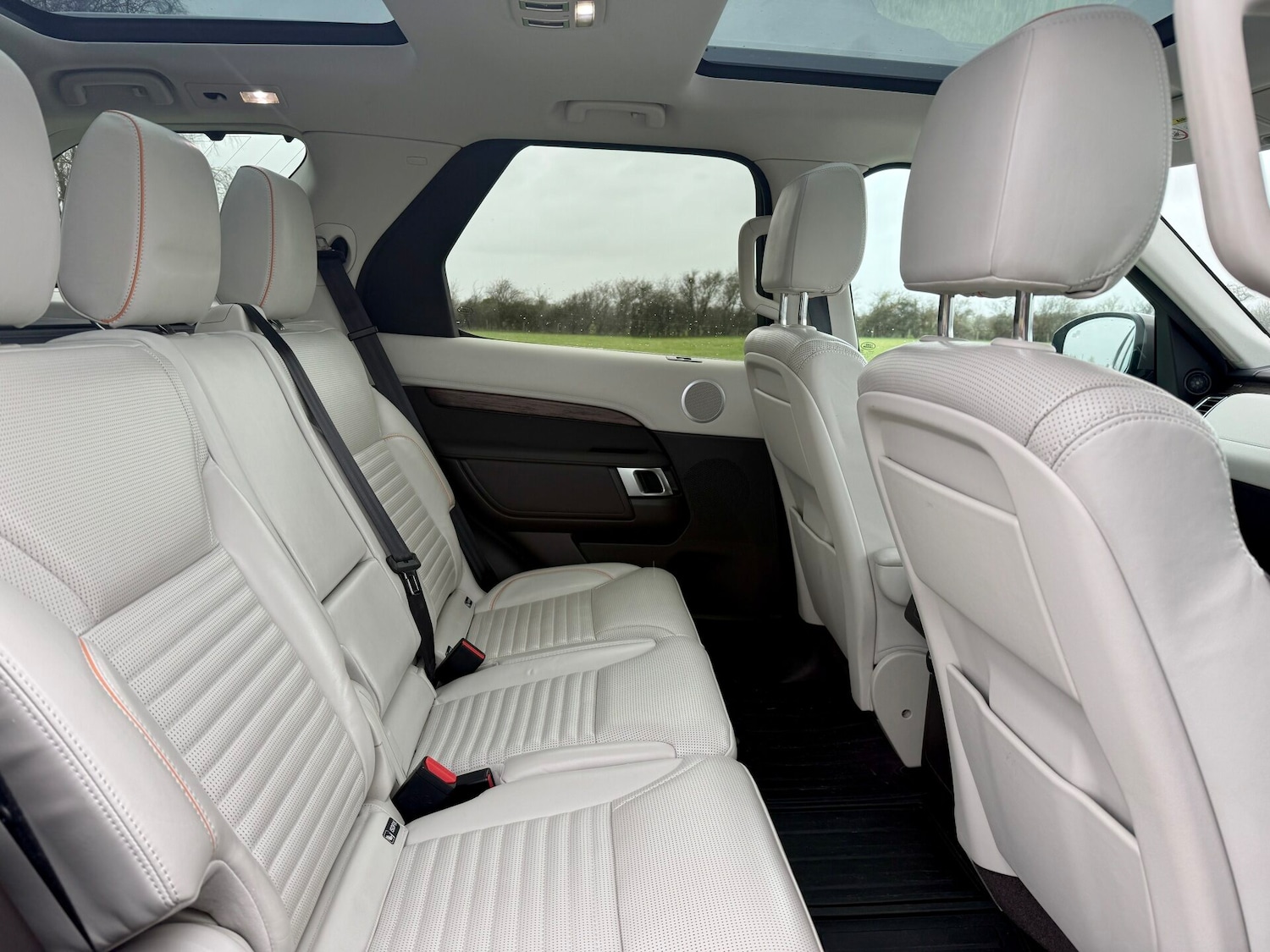 Used Land Rover Discovery 2017 for sale - 77382220: Photo 19