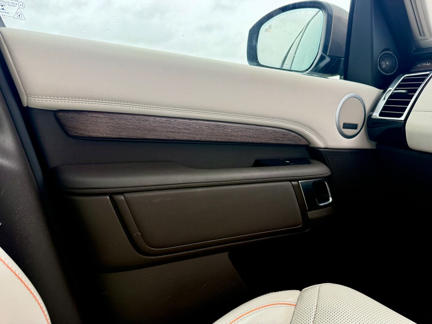 Used Land Rover Discovery 2017 for sale - 77382220: Photo 23