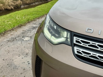 Used Land Rover Discovery 2017 for sale - 77382220: Photo