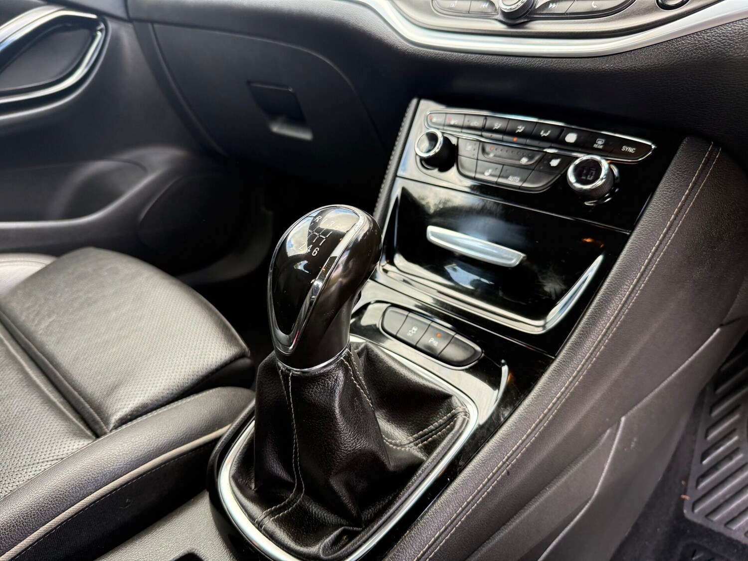 Used Vauxhall Astra 2015 for sale - 77506802: Photo 12