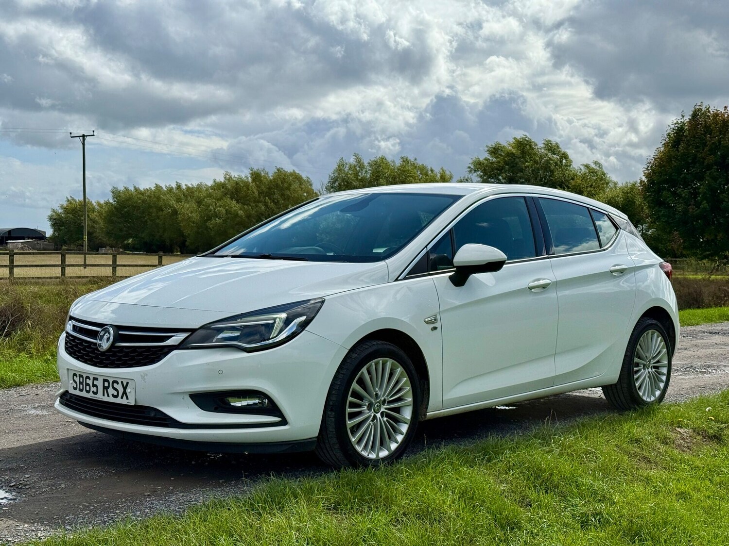 Used Vauxhall Astra 2015 for sale - 77506802: Photo 7