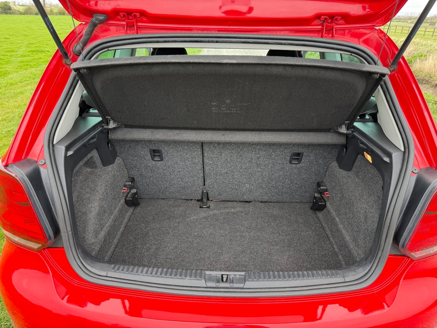 Used Volkswagen Polo 2013 for sale - 78097914: Photo 8