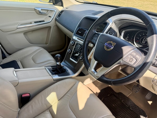 Used Volvo XC60 2013 for sale - 75745471: Photo 12