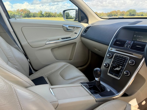 Used Volvo XC60 2013 for sale - 75745471: Photo 13