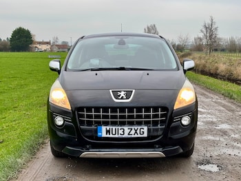 Used Peugeot 3008 2013 for sale - 77044727: Photo