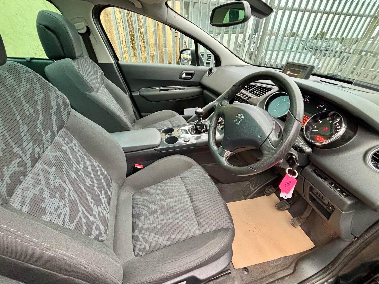 Used Peugeot 3008 2013 for sale - 77044727: Photo 9