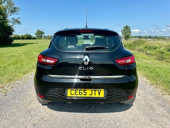 Used Renault Clio 2015 for sale - 75117964: Photo