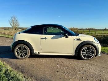 Used MINI Coupe 2011 for sale - 76958630: Photo