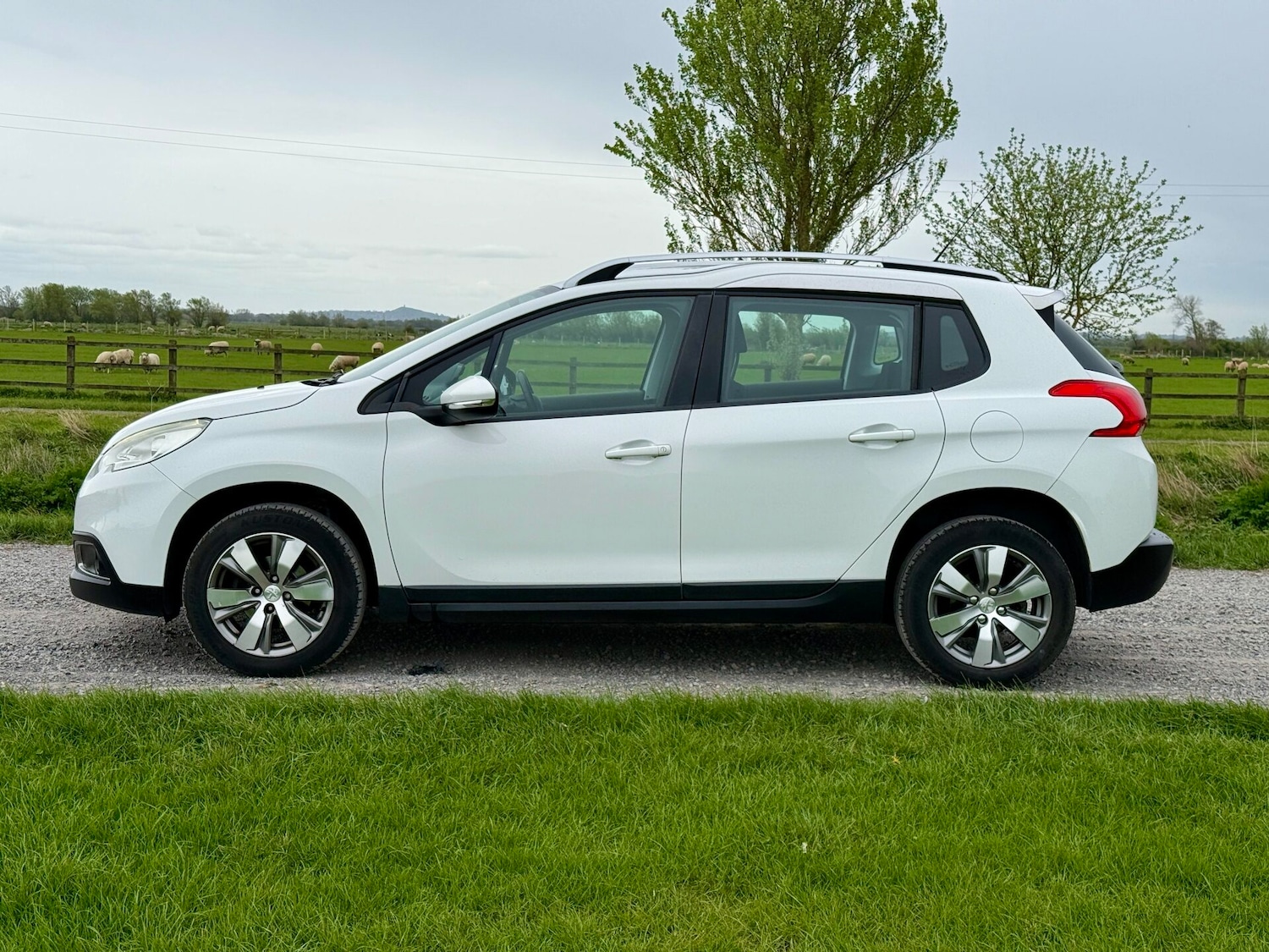 Used Peugeot 208 2014 for sale - 78211840: Photo 5