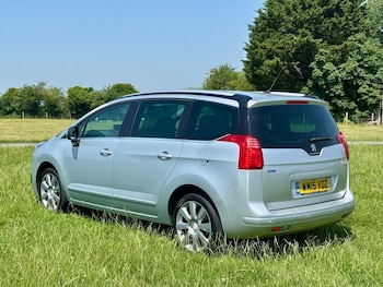 Used Peugeot 5008 2015 for sale - 79004547: Photo