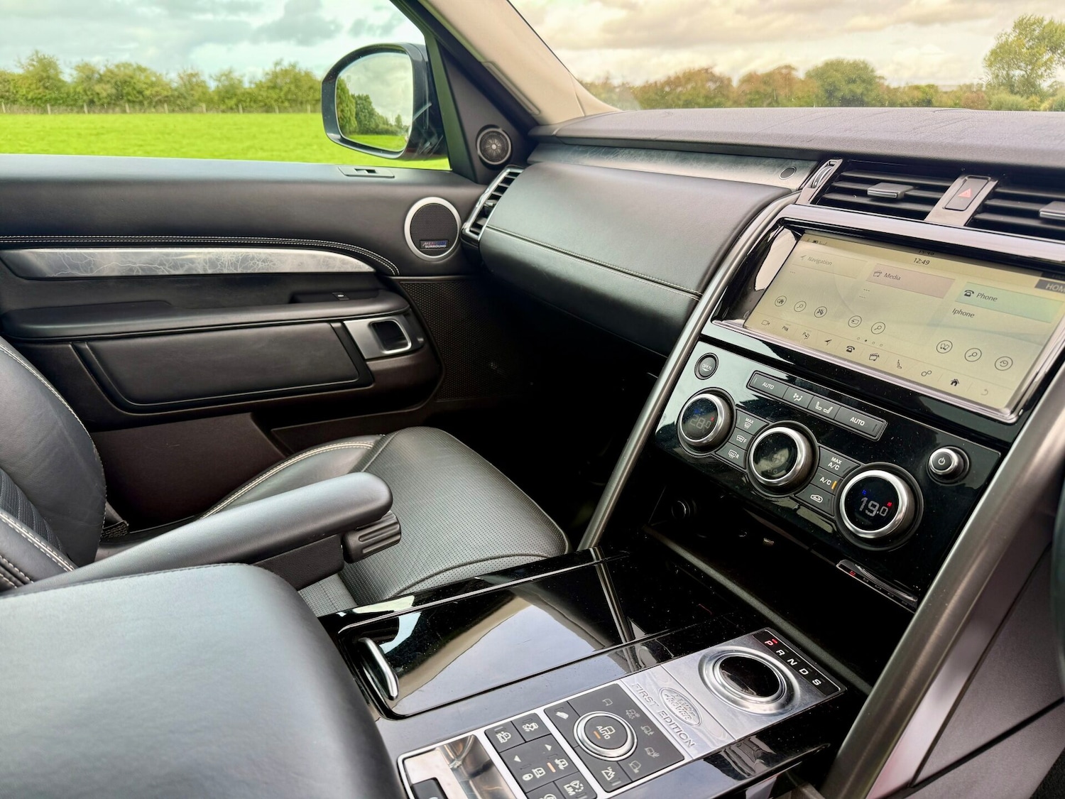 Used Land Rover Discovery 2017 for sale - 75982286: Photo 10