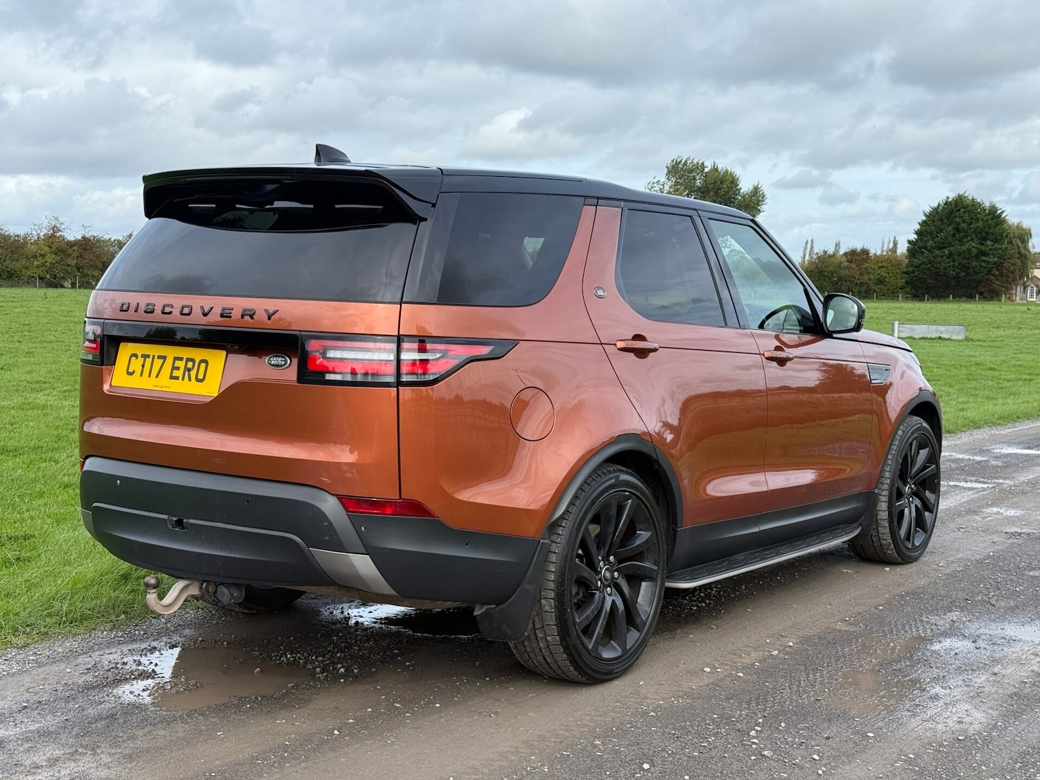 Used Land Rover Discovery 2017 for sale - 75982286: Photo 4