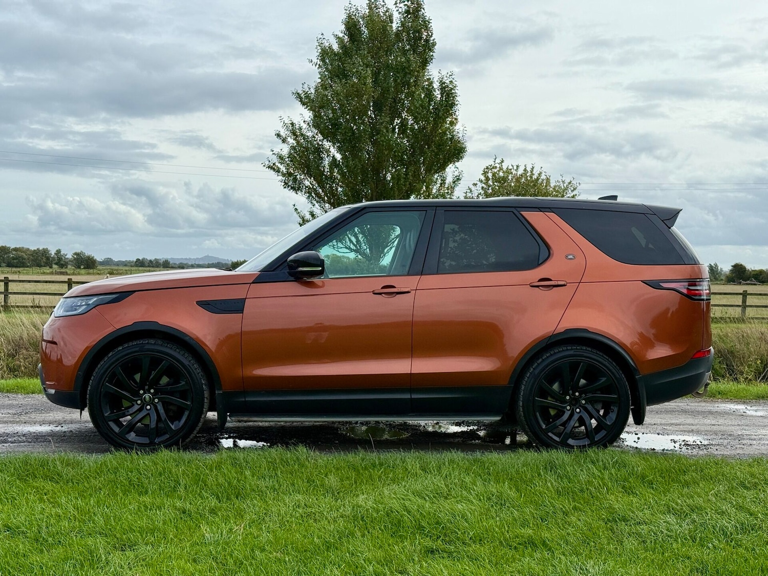 Used Land Rover Discovery 2017 for sale - 75982286: Photo 7