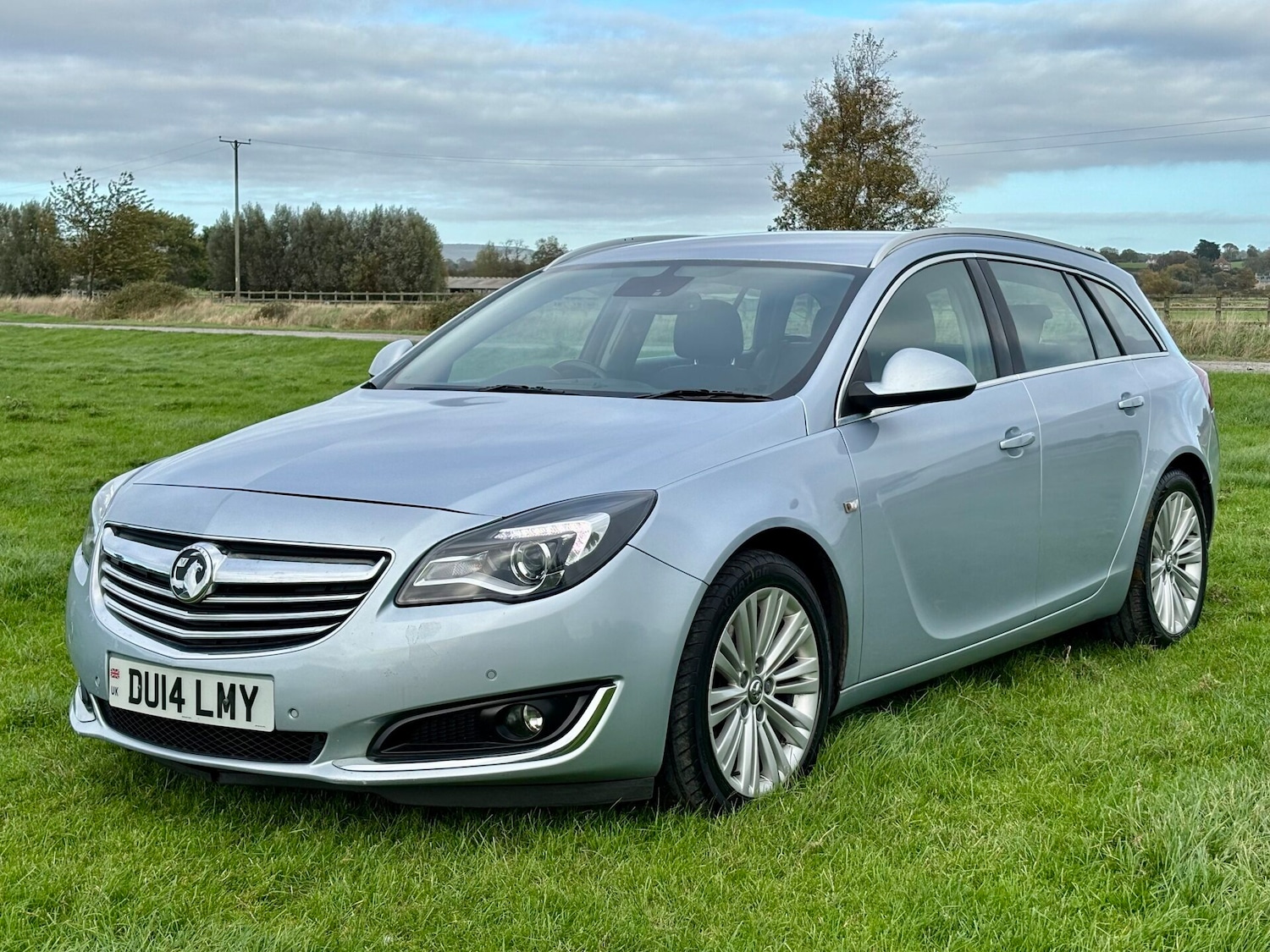 Used Vauxhall Insignia 2014 for sale - 76192864: Photo 1