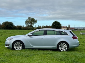 Used Vauxhall Insignia 2014 for sale - 76192864: Photo 2