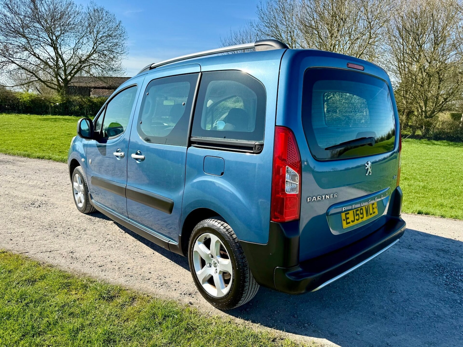 Used Peugeot Partner Tepee 2009 for sale - 77945540: Photo 5