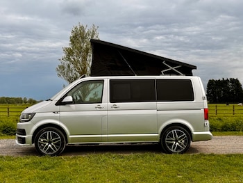 Used Volkswagen Transporter 2018 for sale - 77506793: Photo