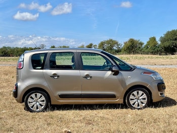 Used Citroen C3 Picasso 2010 for sale - 79399324: Photo