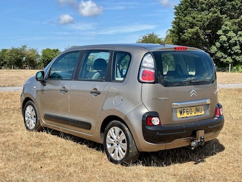 Used Citroen C3 Picasso 2010 for sale - 79399324: Photo