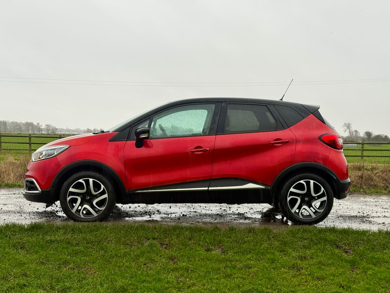 Used Renault Captur 2014 for sale - 77554996: Photo 4