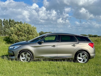 Used DS Automobiles DS 5 2015 for sale - 78858374: Photo