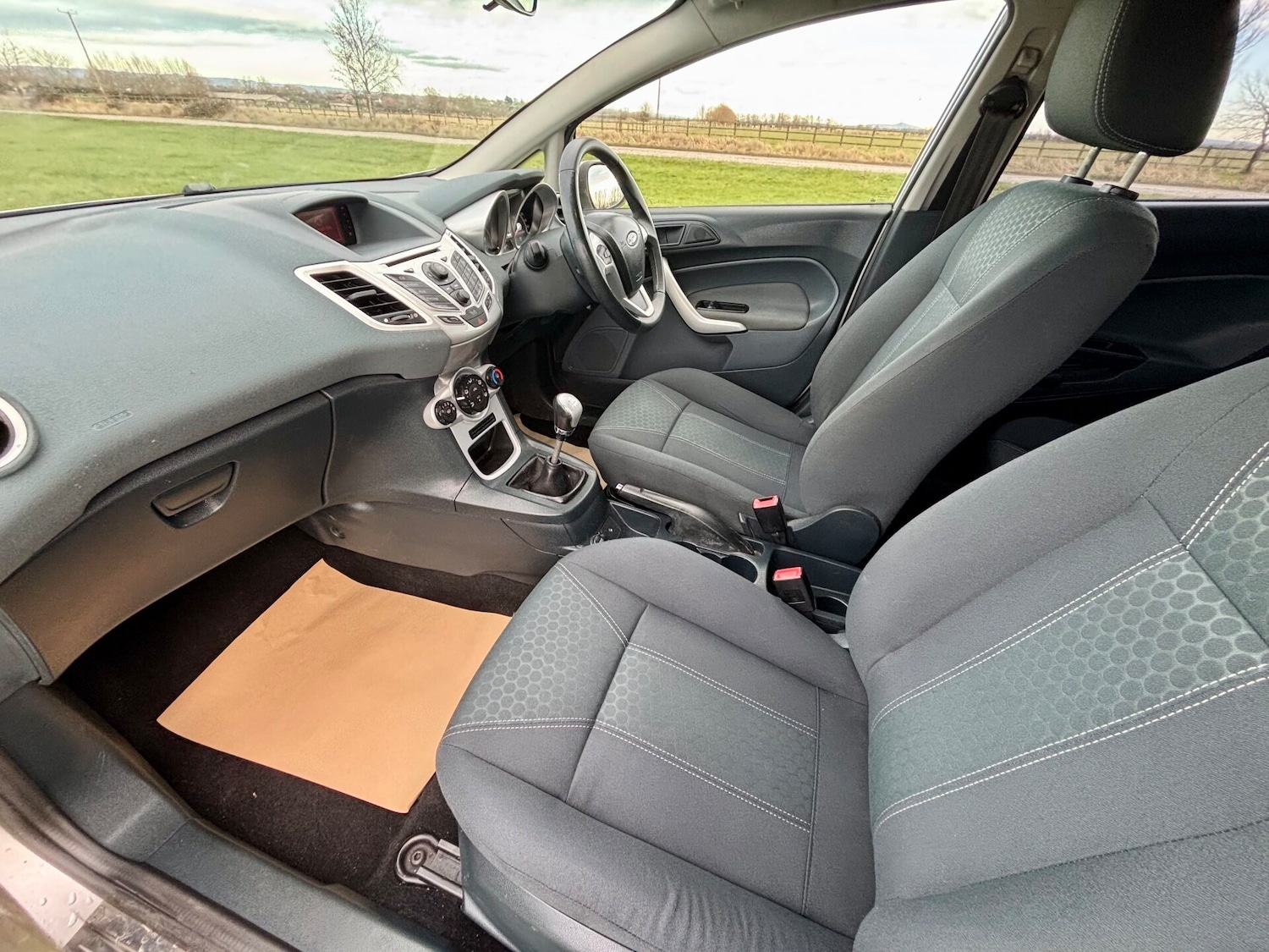 Used Ford Fiesta 2009 for sale - 77124104: Photo 11