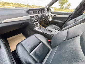 Used Mercedes-Benz C Class 2013 for sale - 79852304: Photo
