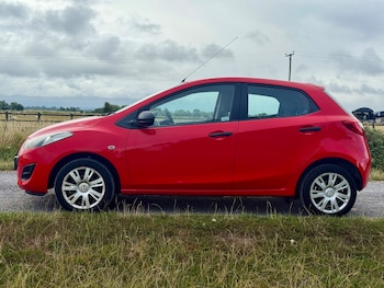 Used Mazda Mazda2 2013 for sale - 75381865: Photo