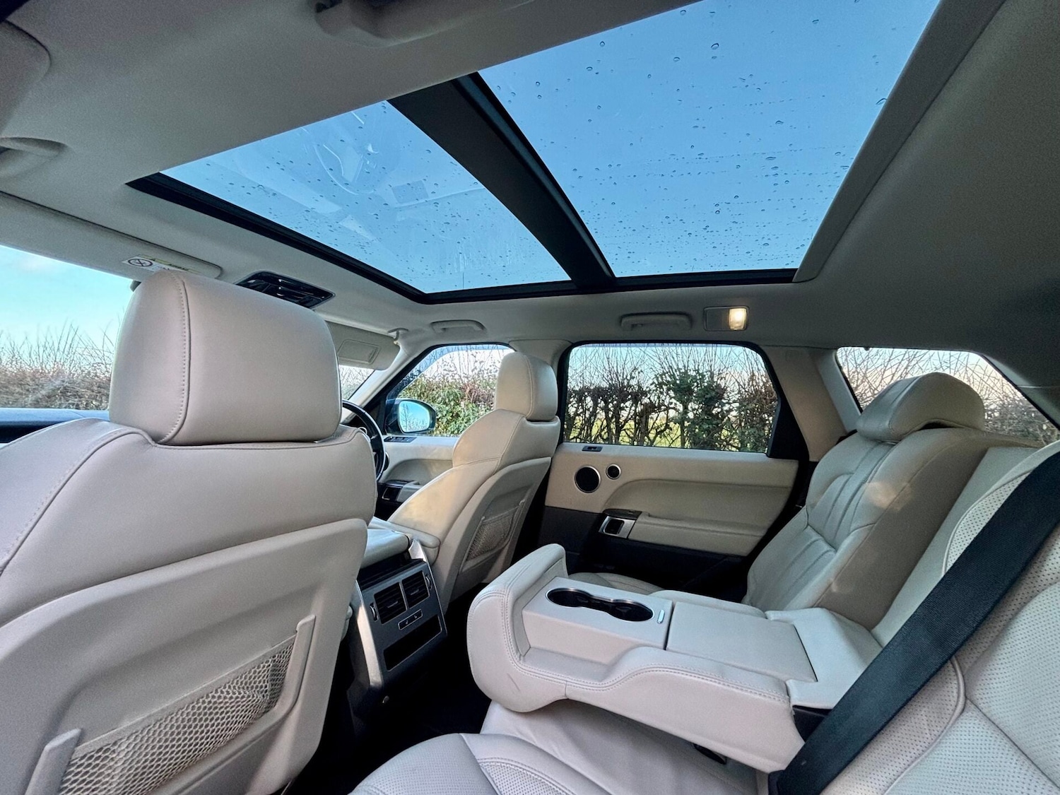 Used Land Rover Range Rover Sport 2015 for sale - 78025562: Photo 2