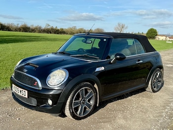 Used MINI Convertible 2009 for sale - 77662061: Photo
