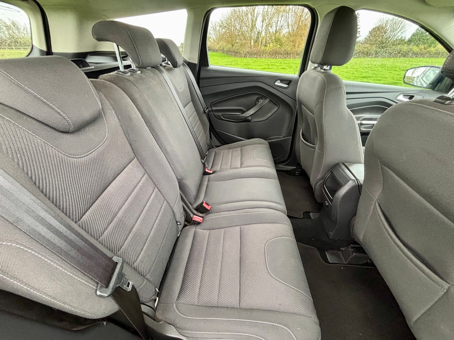 Used Ford Kuga 2015 for sale - 76553811: Photo 12