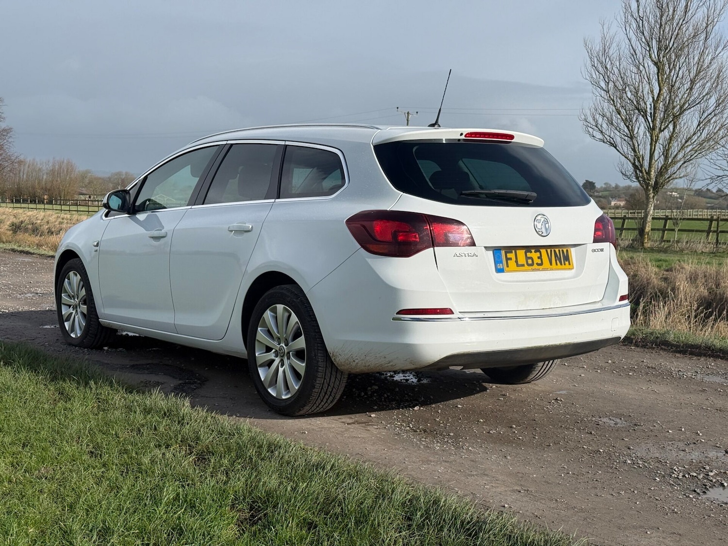 Used Vauxhall Astra 2013 for sale - 77571186: Photo 5