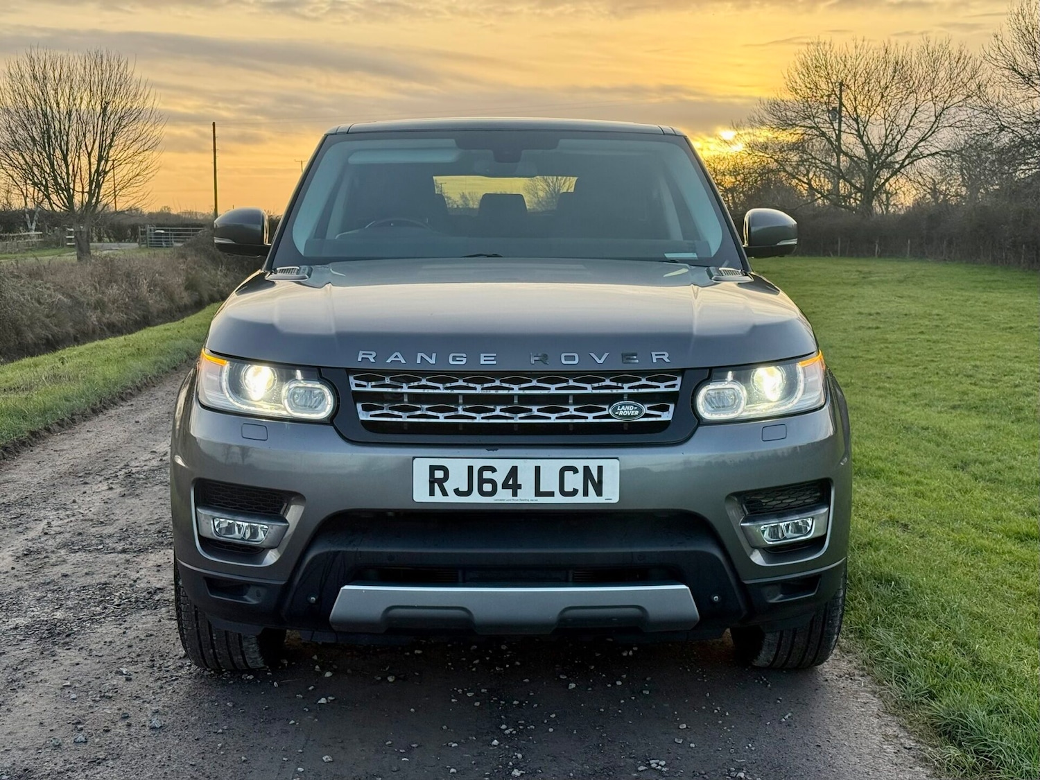 Used Land Rover Range Rover Sport 2015 for sale - 77135836: Photo 11