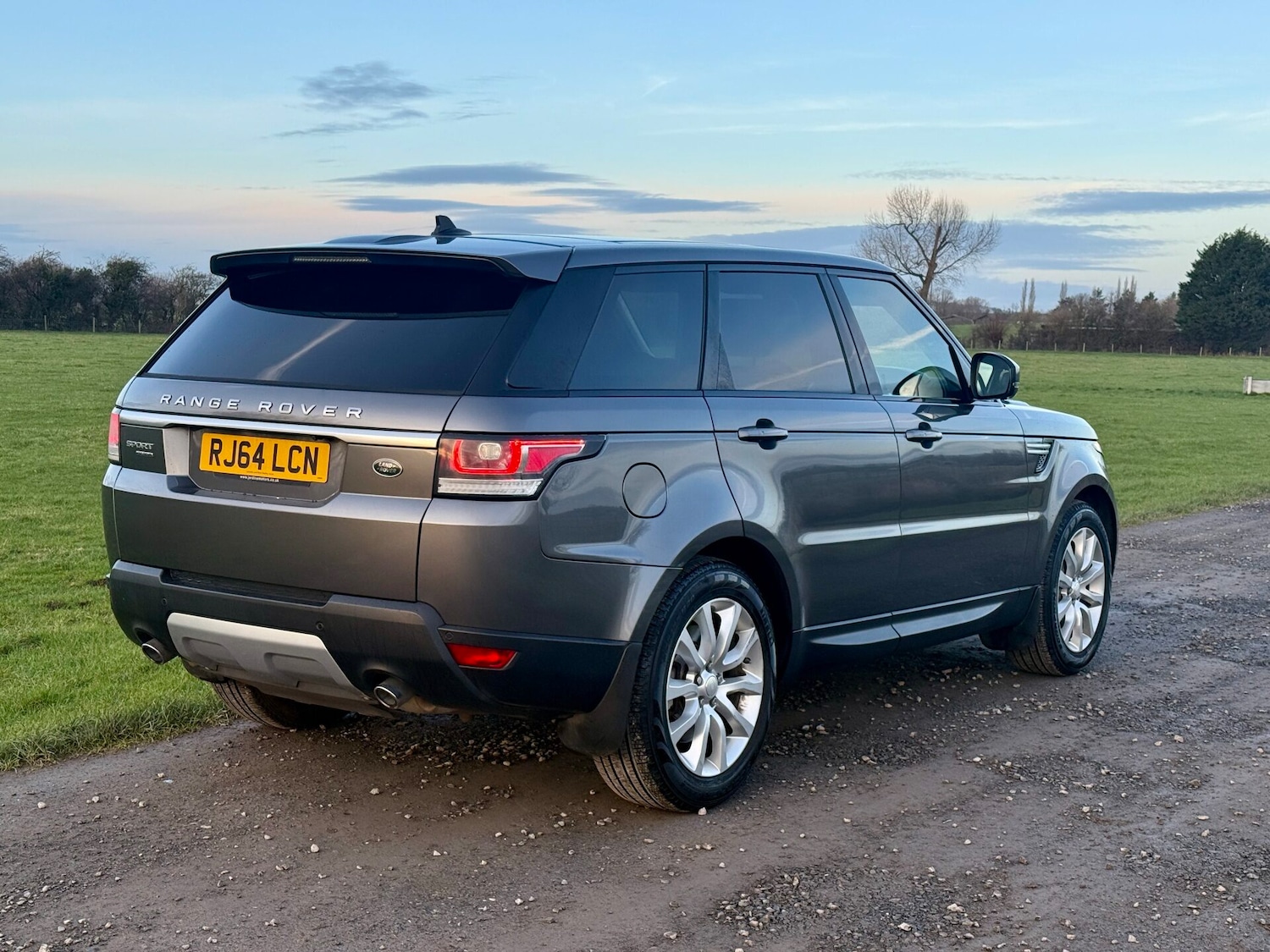Used Land Rover Range Rover Sport 2015 for sale - 77135836: Photo 5