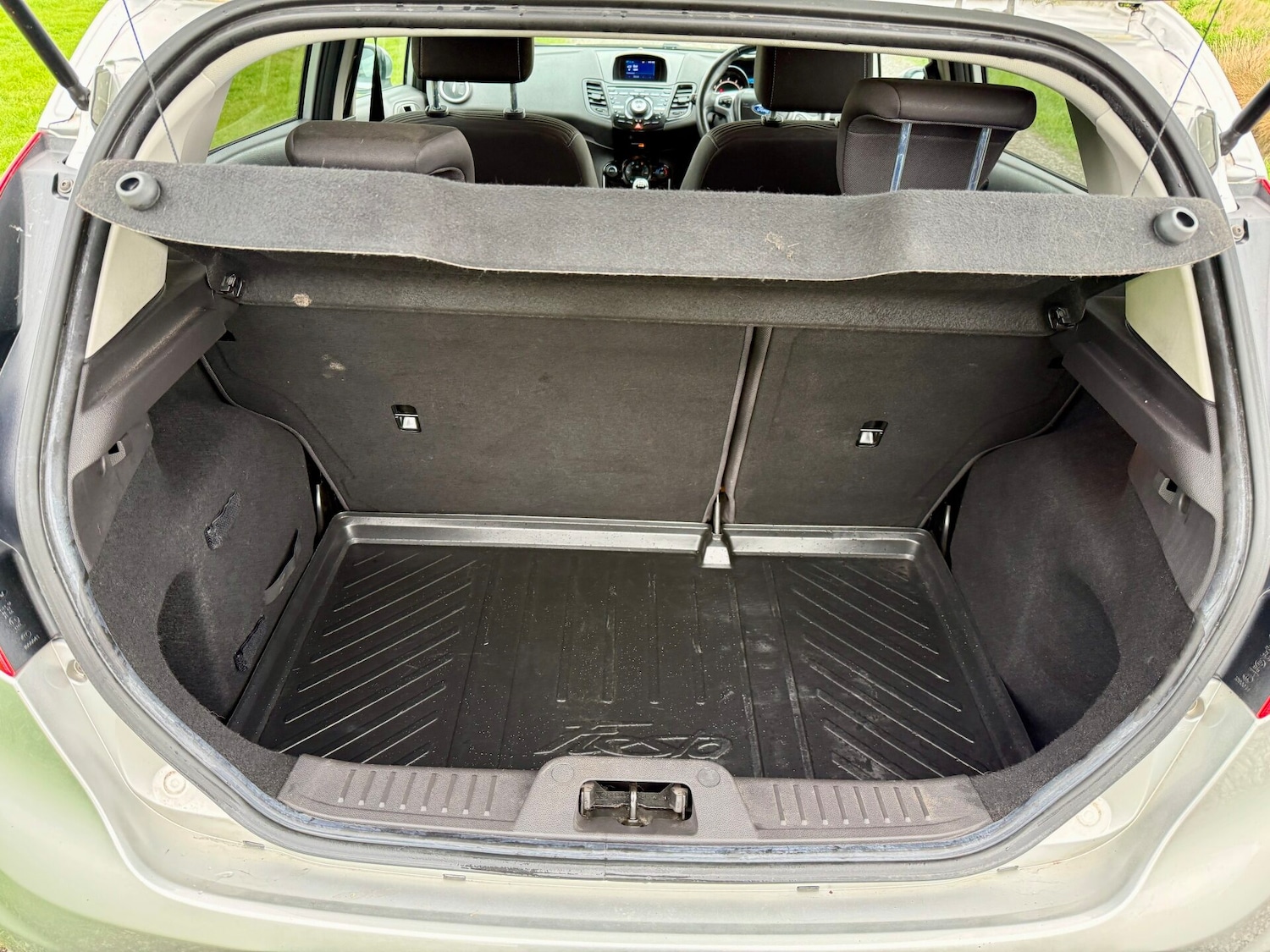 Used Ford Fiesta 2013 for sale - 78122875: Photo 9