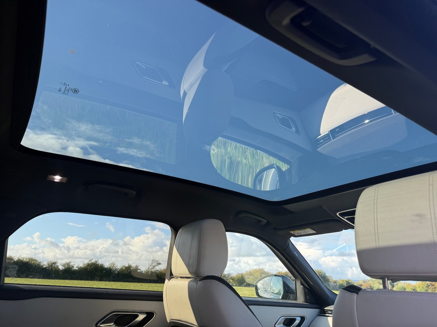 Used Land Rover Range Rover Velar 2018 for sale - 76114105: Photo 22