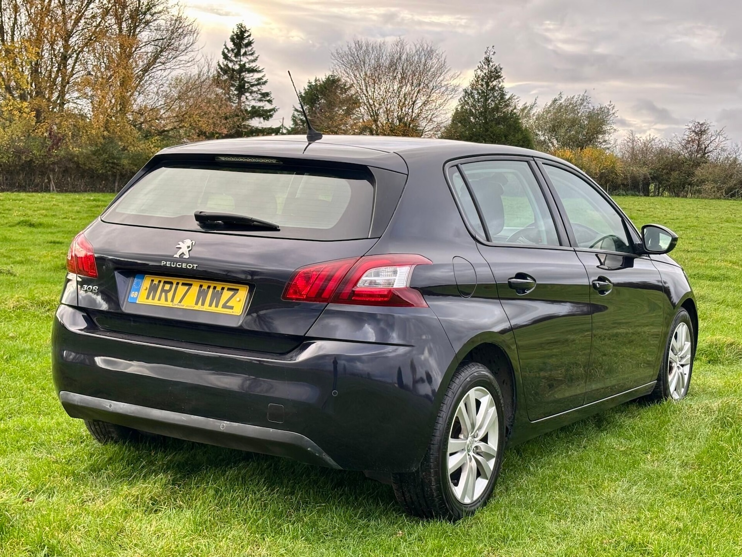 Used Peugeot 308 2017 for sale - 76461331: Photo 3