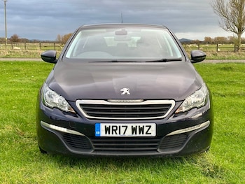 Used Peugeot 308 2017 for sale - 76461331: Photo