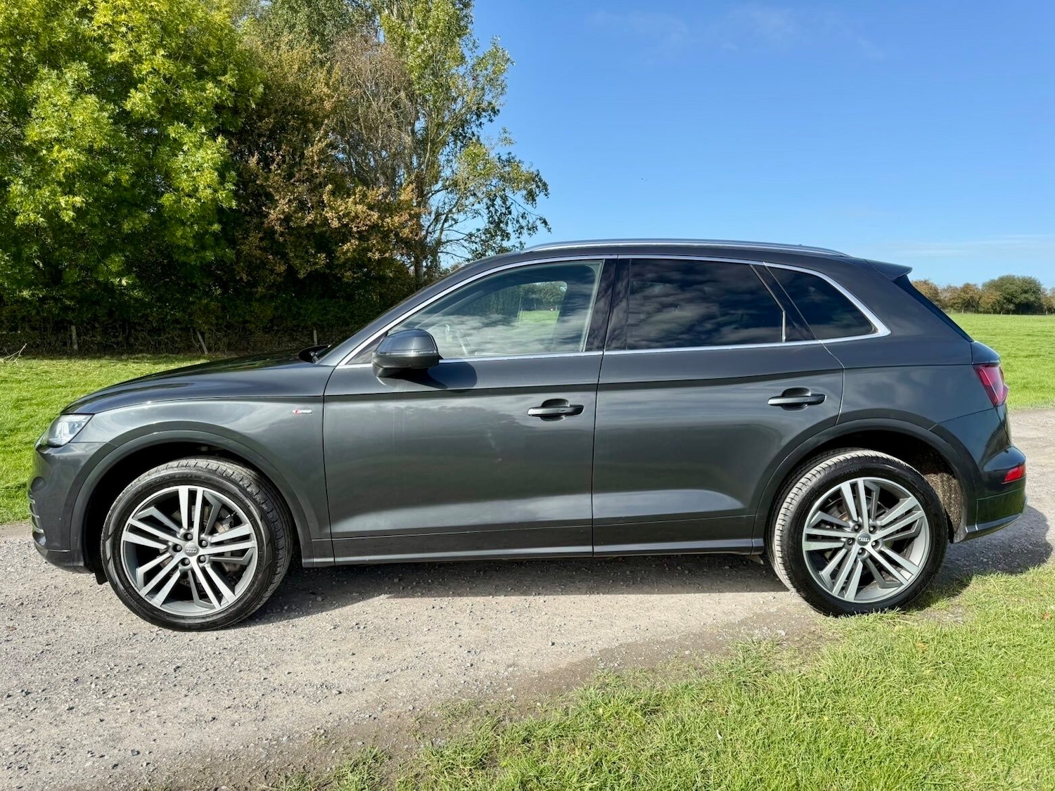Used Audi Q5 2018 for sale - 76194636: Photo 2