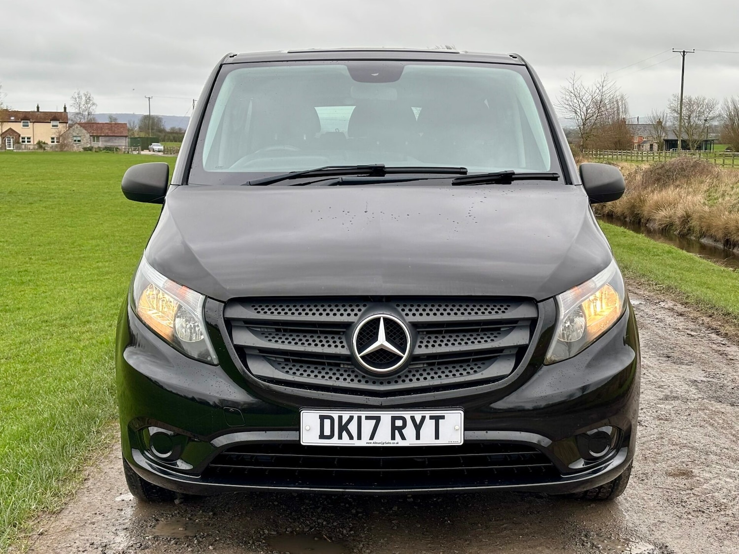 Used Mercedes-Benz Vito 2017 for sale - 77602119: Photo 4