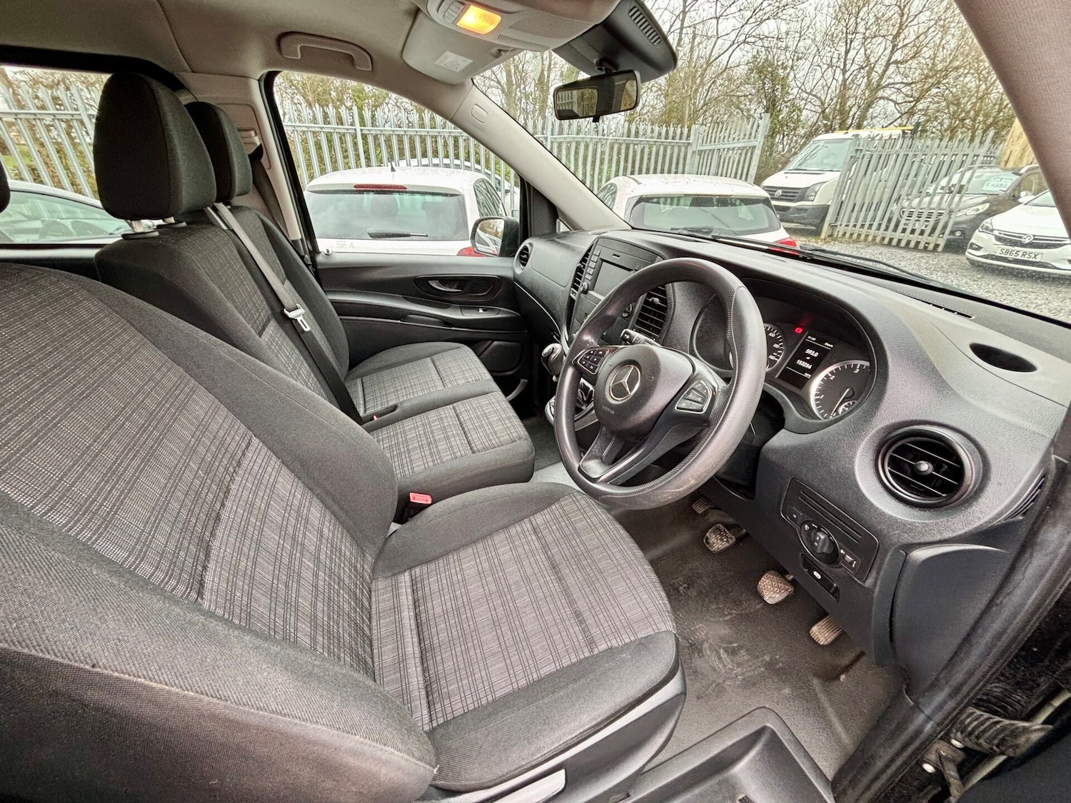 Used Mercedes-Benz Vito 2017 for sale - 77602119: Photo 9