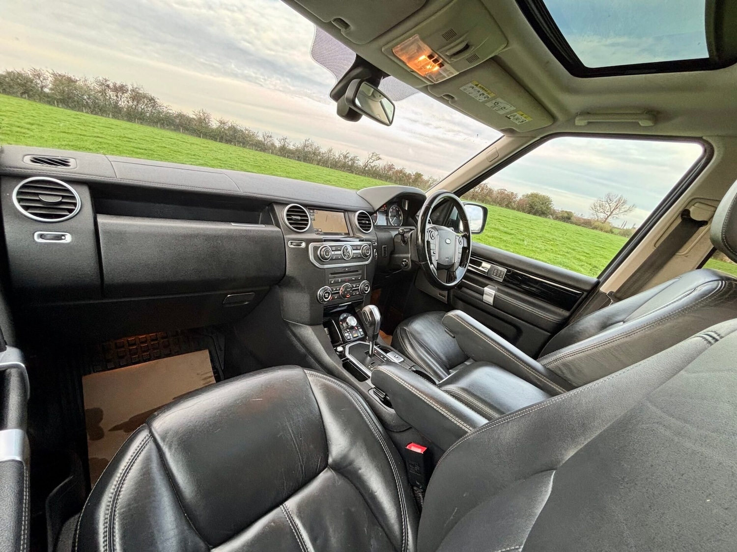Used Land Rover Discovery 2011 for sale - 76637337: Photo 10