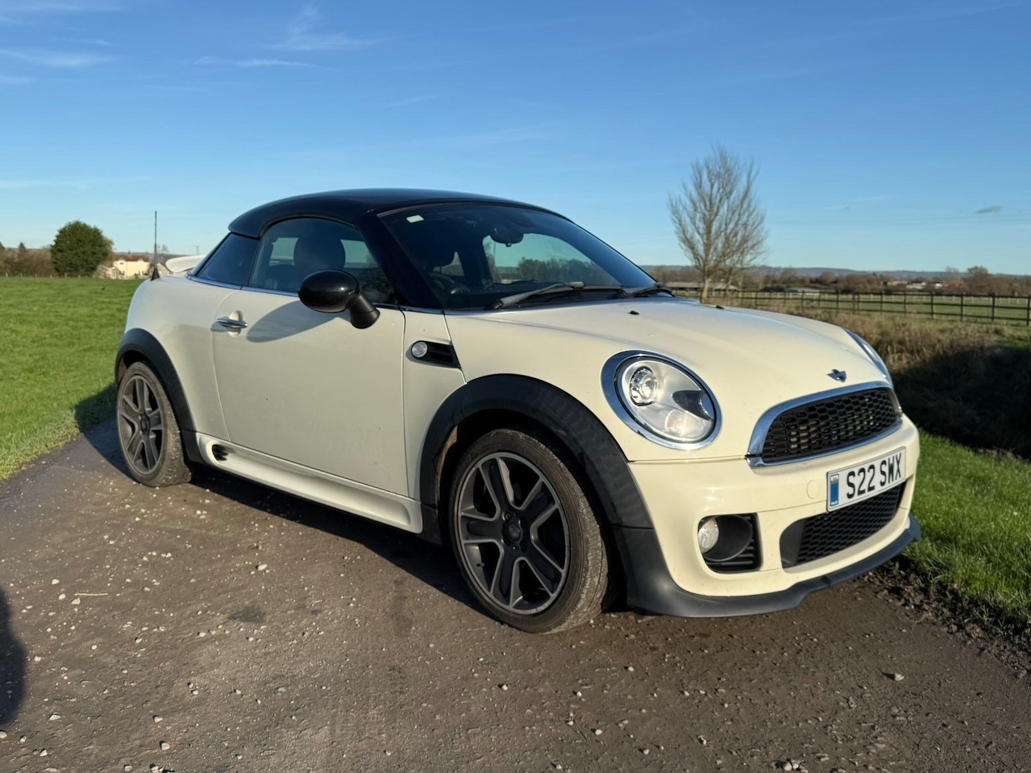 Used MINI Coupe 2011 for sale - 76940053: Photo 2