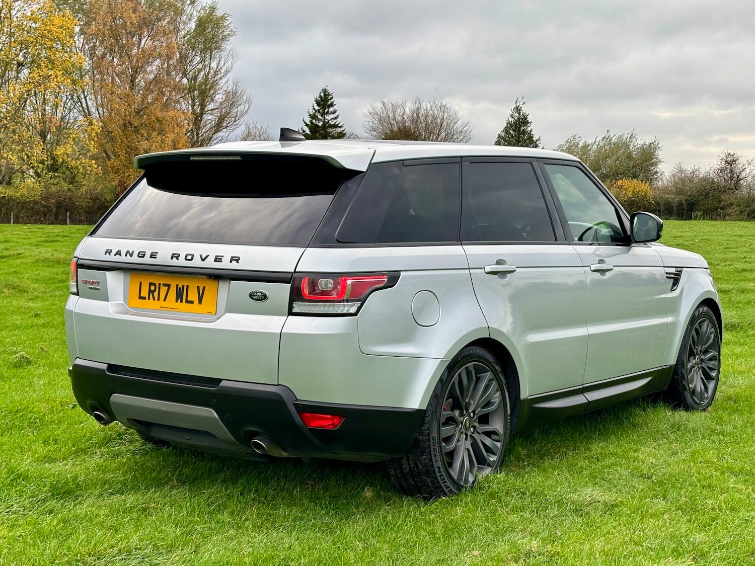 Used Land Rover Range Rover Sport 2017 for sale - 76488545: Photo 3
