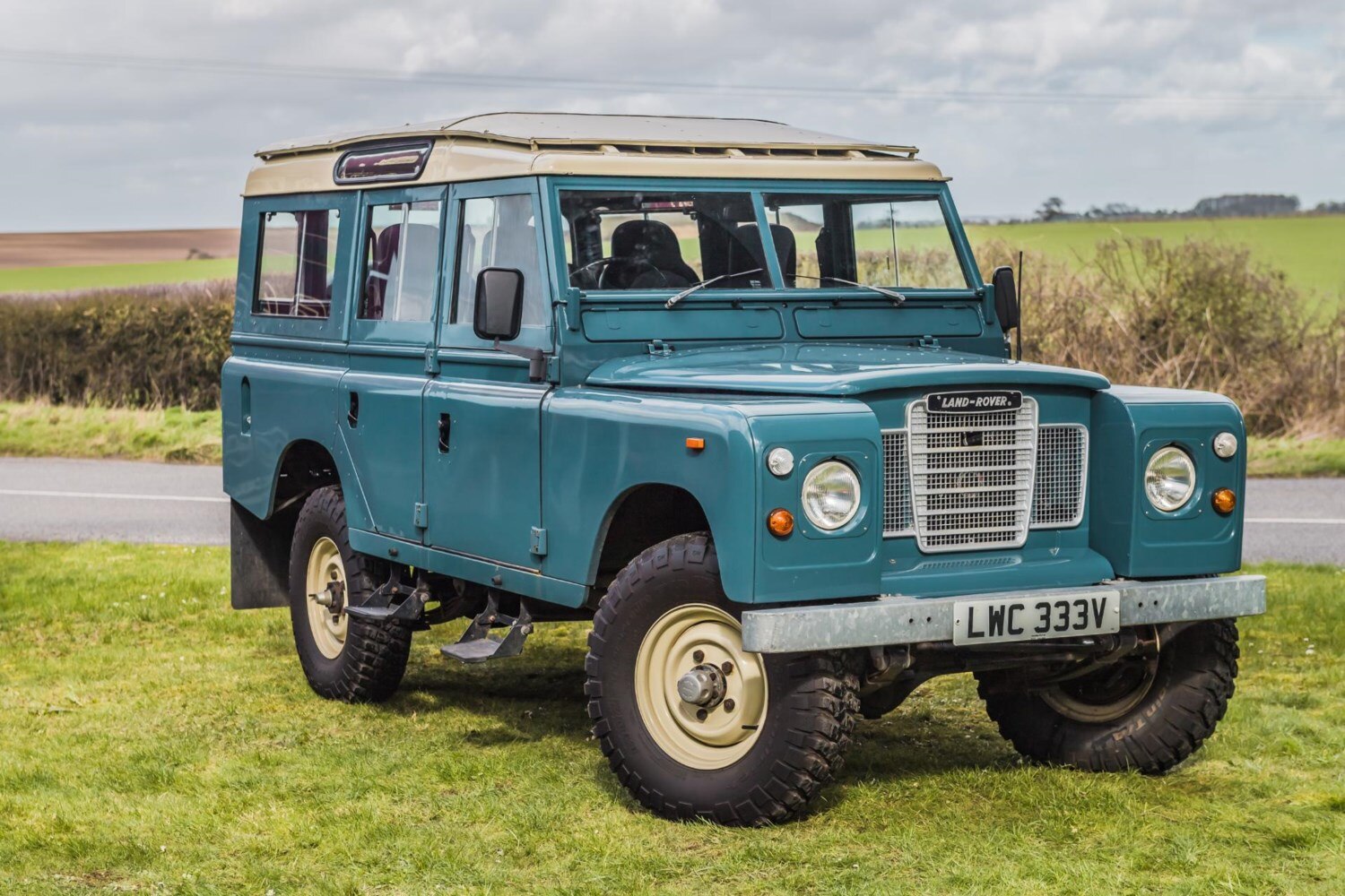 1963 Land Rover 109 Station Wagon Auto for Sale | CCFS