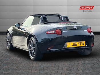 Used Mazda MX-5 2016 for sale - 76022573: Photo 2