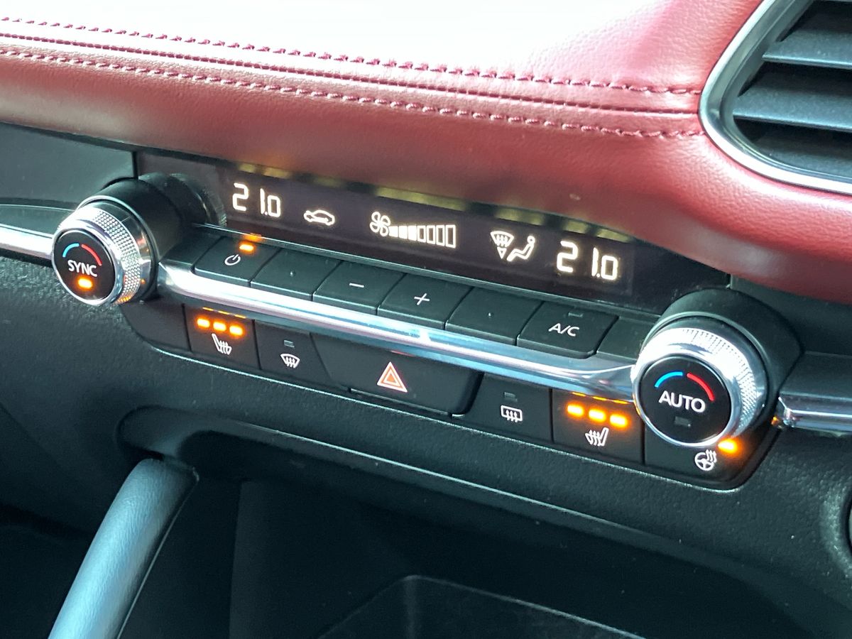 Used Mazda Mazda3 2023 for sale - 76035355: Photo 12