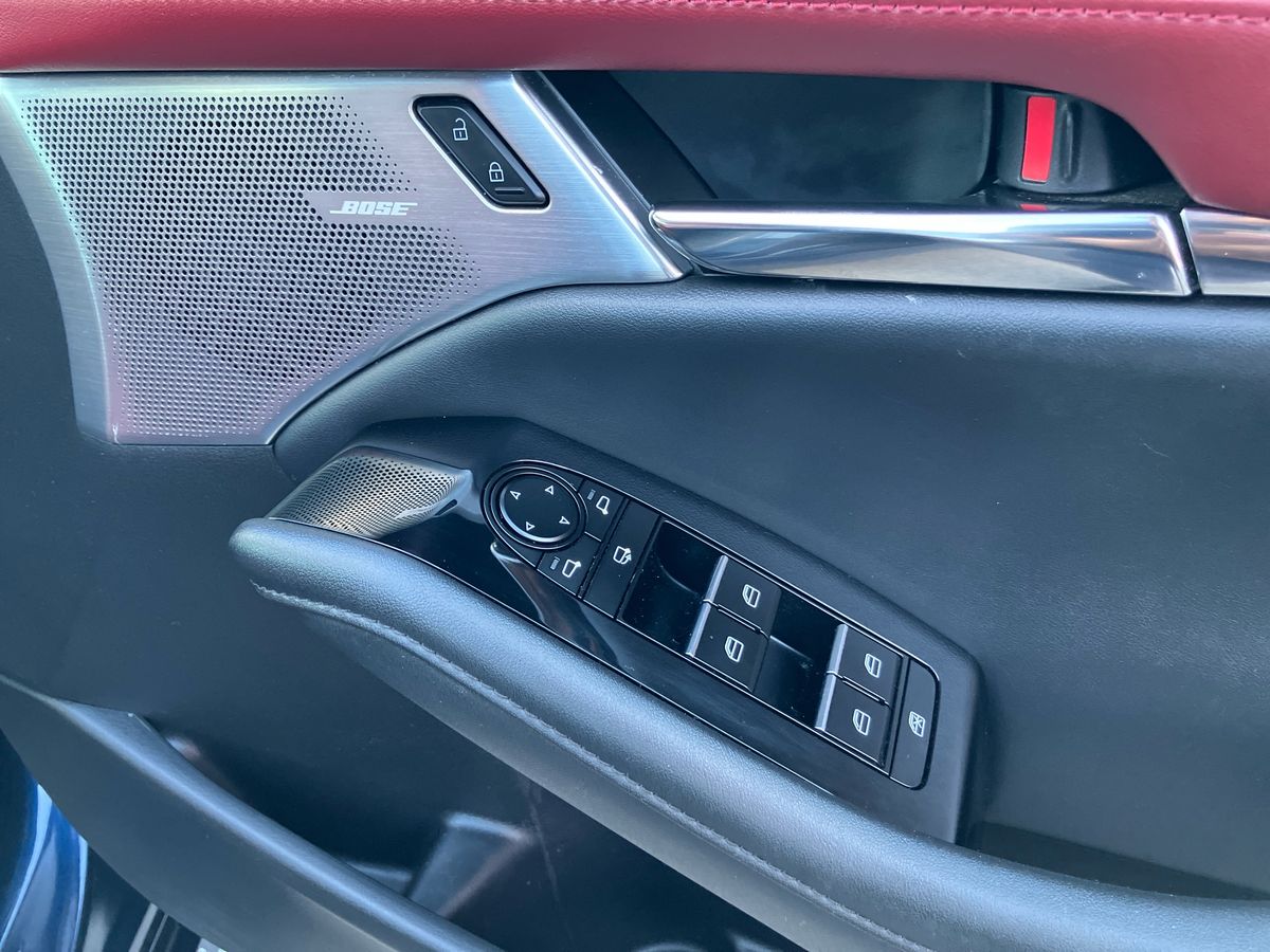 Used Mazda Mazda3 2023 for sale - 76035355: Photo 18