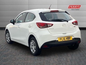 Used Mazda Mazda2 2016 for sale - 77297439: Photo